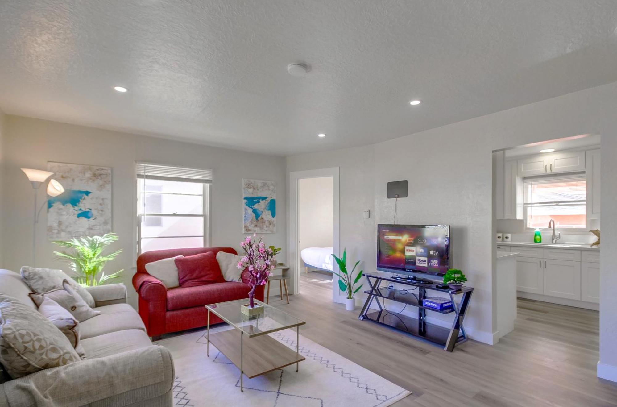 Entire Lovely 3-Bedroom Home W Yard, Parking Chula Vista Exterior photo
